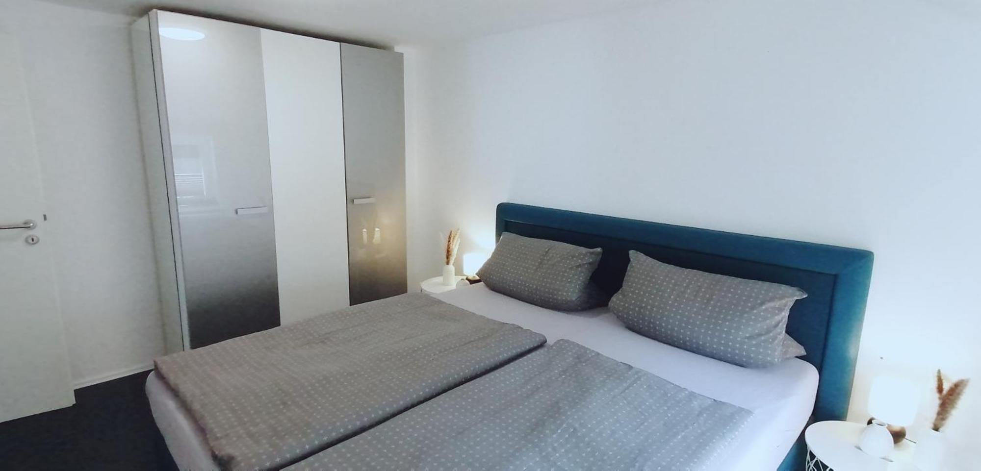 Sleep Well Apartments Detmold - Tempur Beds- Neu - Top Lage - Free Parking - Wifi Esterno foto