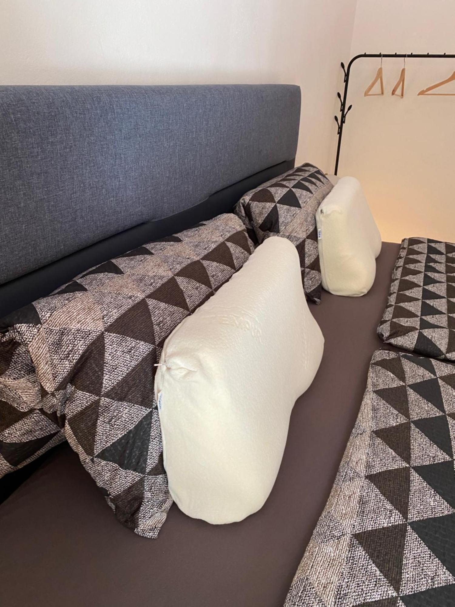 Sleep Well Apartments Detmold - Tempur Beds- Neu - Top Lage - Free Parking - Wifi Esterno foto